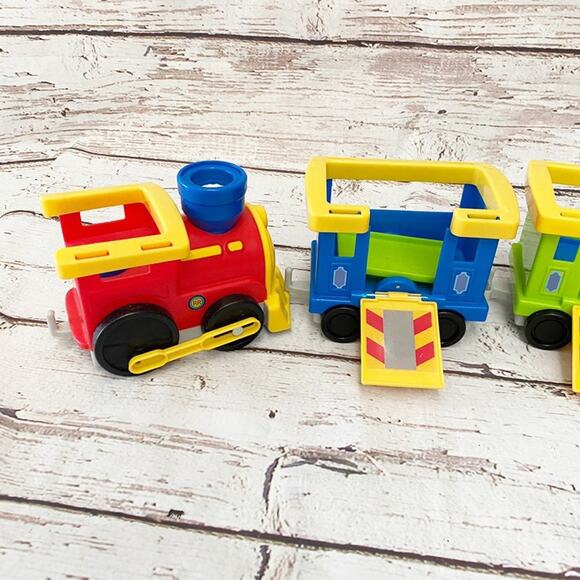 FISHER PRICE Little People Train - Picture 8 of 12